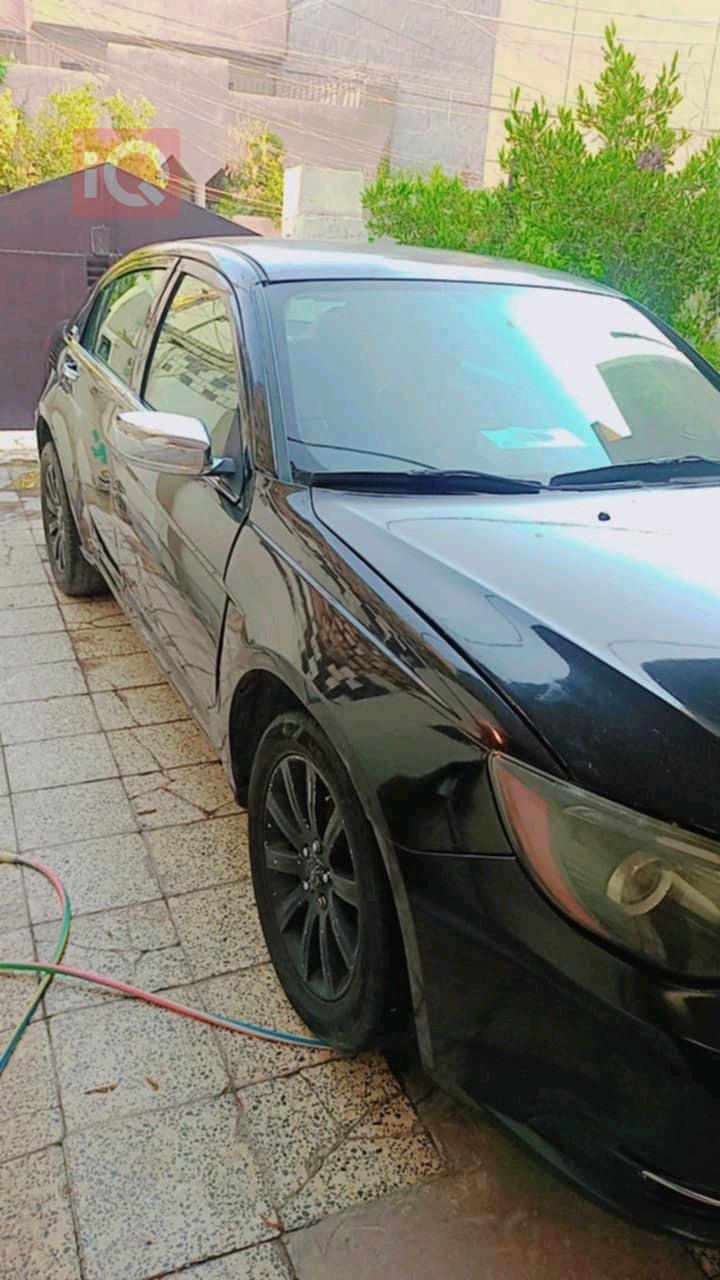 كرايسلر 200